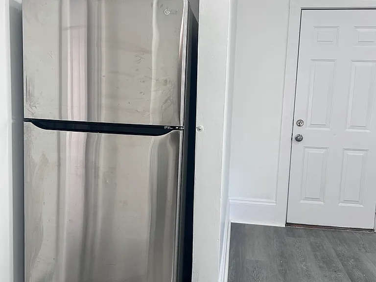 181 Reynolds Ave #2 — Photo 4