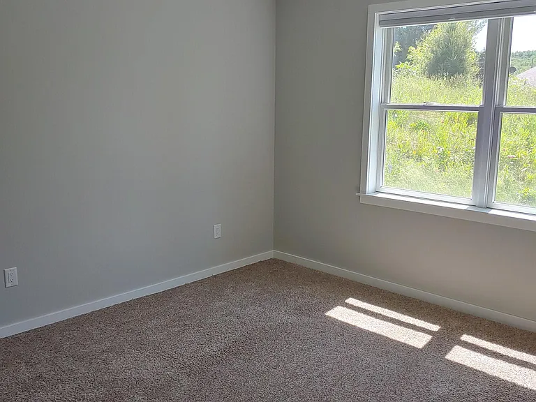 433 E Sleights Rd — Photo 16