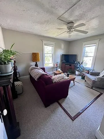 200 Gordon St Photo 1