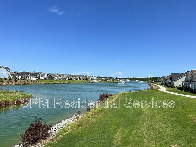 4736 Siddons Dr — Photo 18
