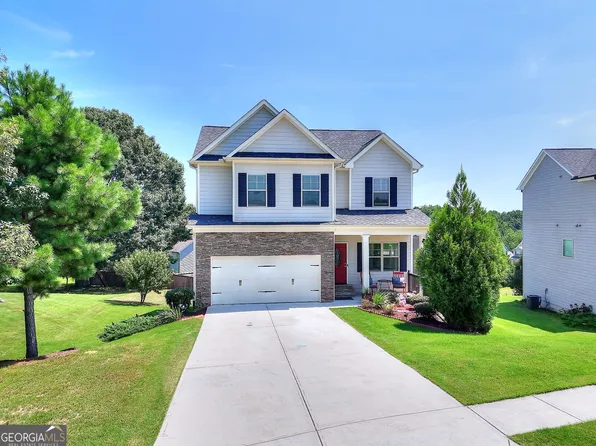270 Village Brooks Dr, Pendergrass, GA 30567