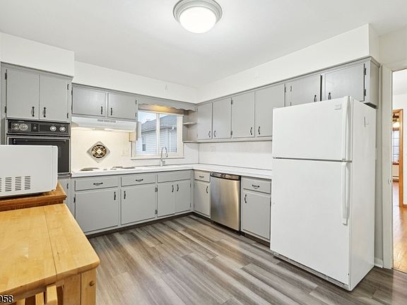 3rd image of 233 Rankin Ave