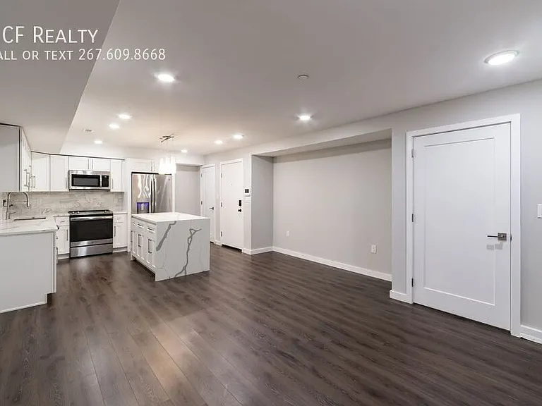 749 N 20th St #1 — Photo 4