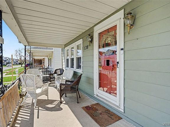 4th image of 138 Jackson Ave