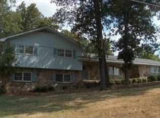 321 Westwood Cir, Dalton, GA 30721