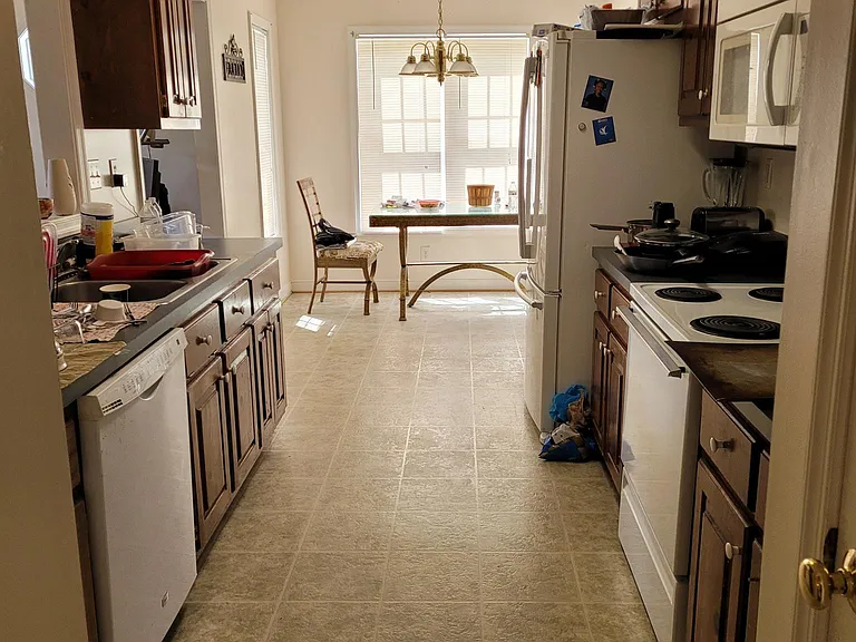 8061 Kiwi Ln — Photo 5