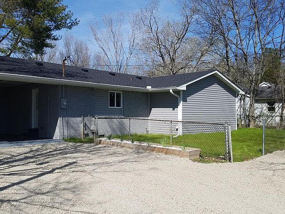 5th image of 101 Fairview Cir