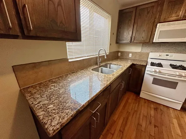Ideal Urban Location for a Modern 1 Bed Apartment, 108-110 Arno St SE #108-D, Albuquerque, NM 87102