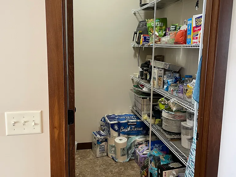 2435 Foxglove Cir — Photo 14