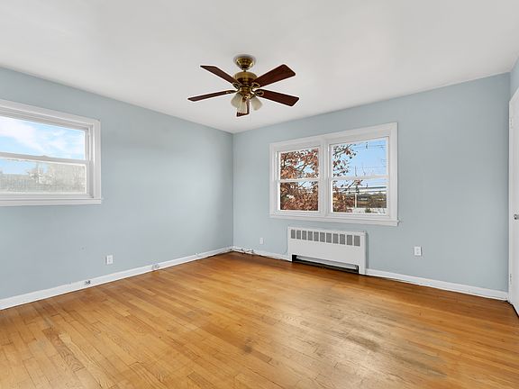 Master Bedroom w/ Double closet angle 2
