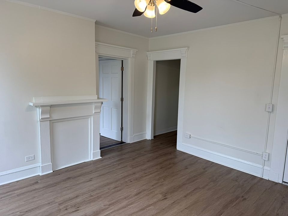 1st image of 3 Berwick Rd #3