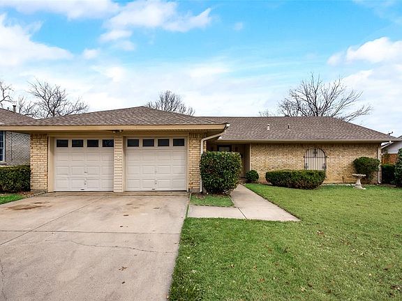 2nd image of 2949 Portales Dr