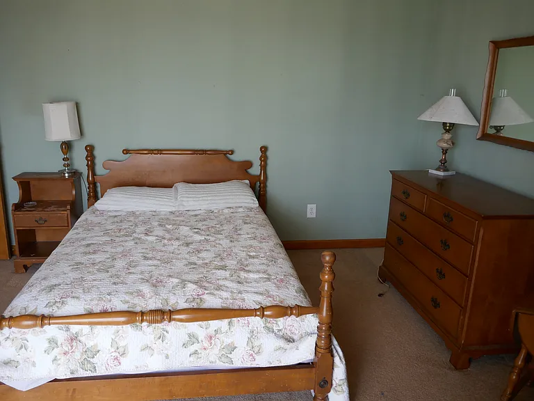 220 Riverview Ave — Photo 17