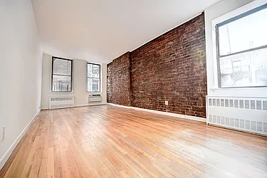 Rented by Urbane Brokerage