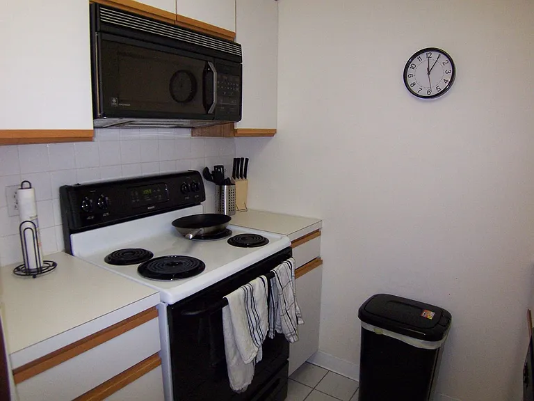 1933 Commonwealth Ave #610 — Photo 2