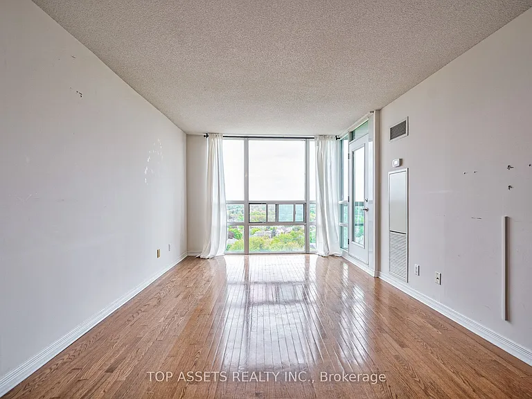 509 Beecroft Rd #1908 — Photo 14