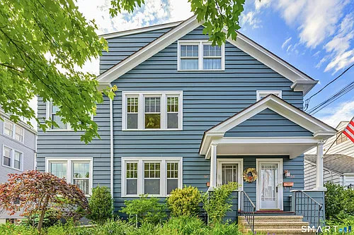 60 Whitman Ave Photo 1