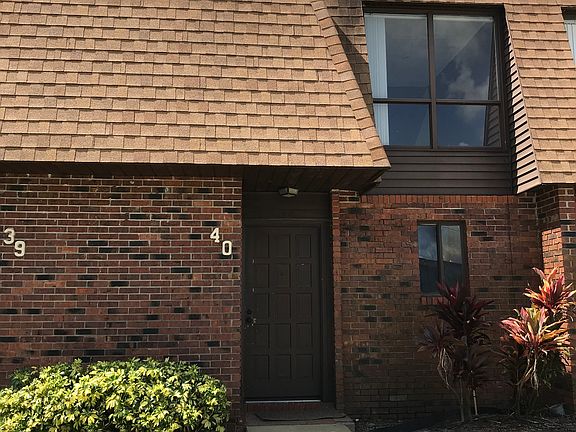 2nd image of 1836 Crystal Lake Dr #40