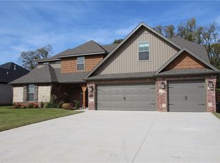 1311 Quailridge Way, Bentonville, AR 72713