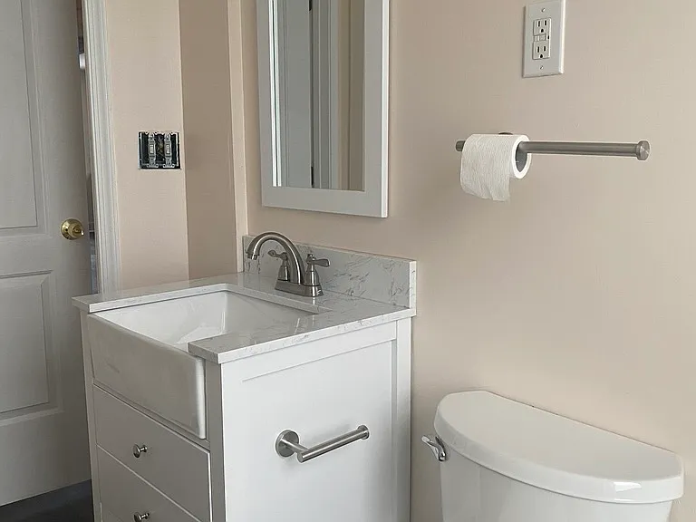 114 E Main St #1 — Photo 5