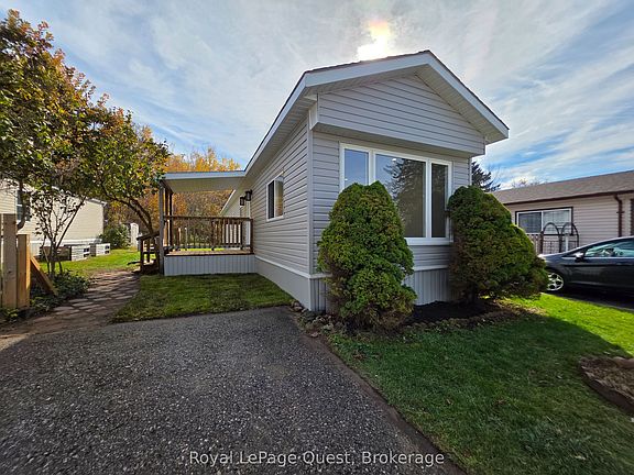 3rd image of 1309 Hilltop Rd