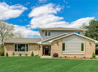 24101 Halburton Rd, Beachwood, OH 44122