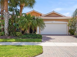 5042 Sandy Brook Cir, Wimauma, FL 33598