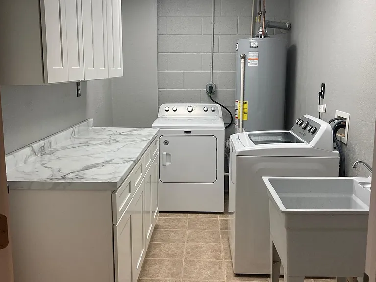 490 Beechwood Cir — Photo 10