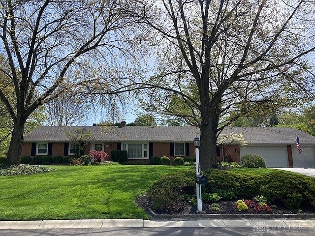 1st image of 401 Deauville Dr