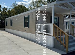 153 Blueberry Ln, Winchester, KY 40391