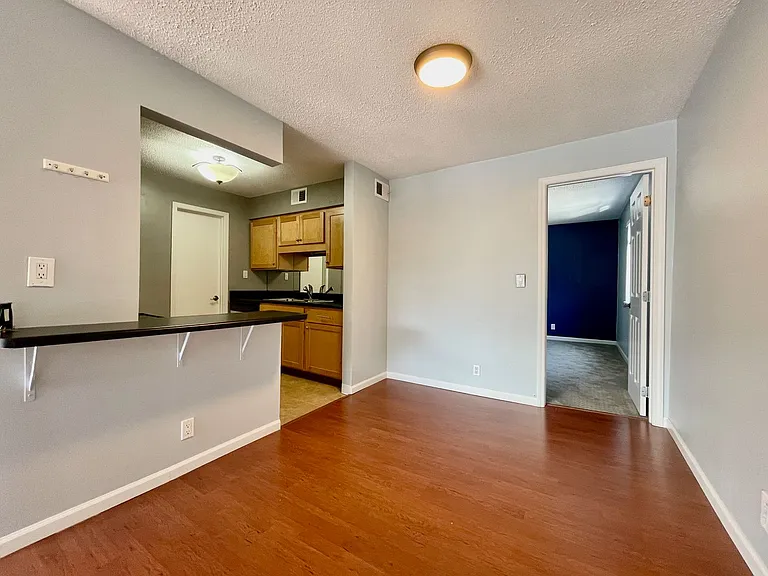4147 Roanoke Rd #17 — Photo 7