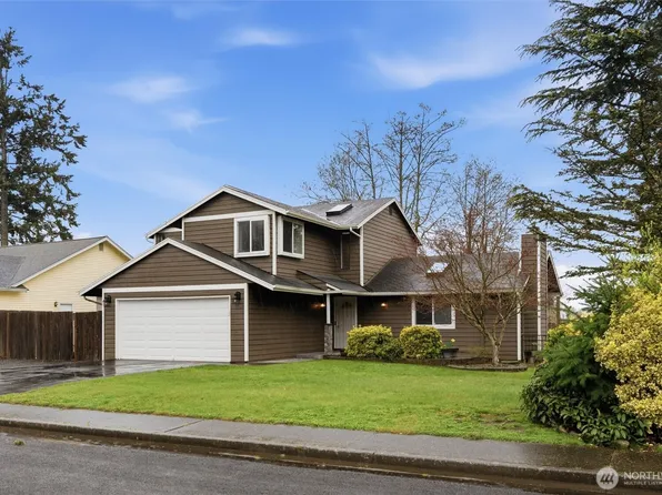 19855 Stavanger Loop NE, Poulsbo, WA 98370