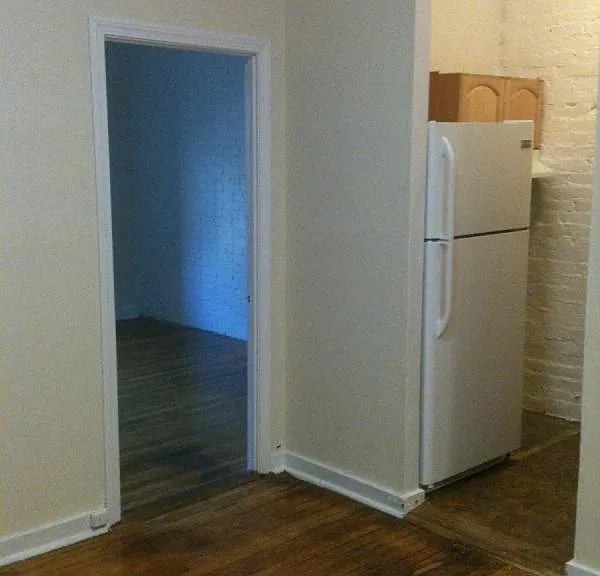 886 Huntington Ave. — Photo 79
