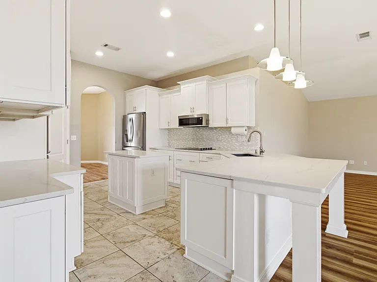 4759 Spears St — Photo 30