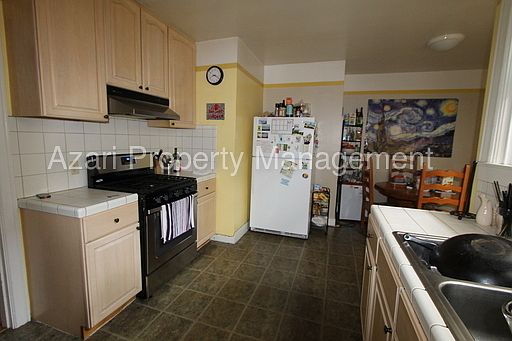 5th image of 2150 21st Ave