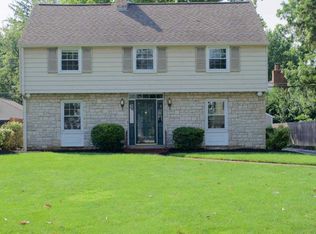 1917 Suffolk Rd, Columbus, OH 43221