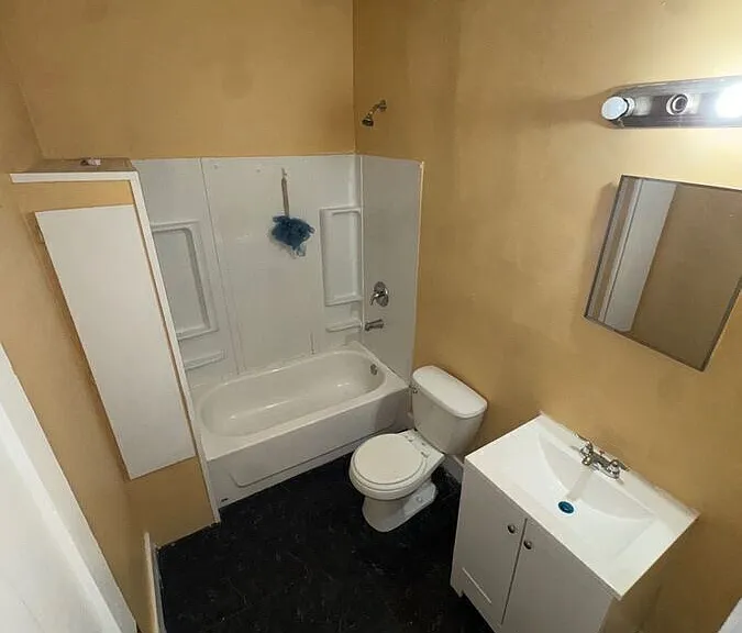 1633 Eddington Rd #1 — Photo 8