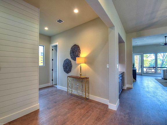 3rd image of 2138 Williams Lakeshore