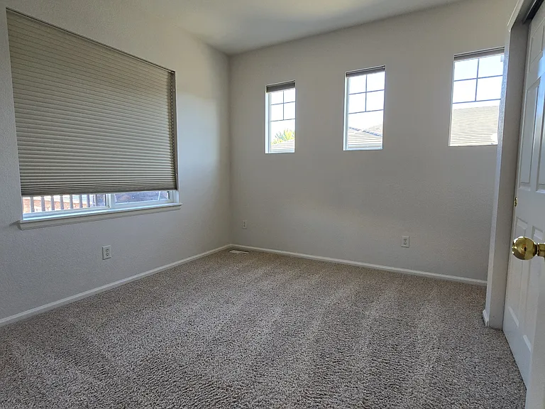 23002 E Ontario Dr #101 — Photo 23