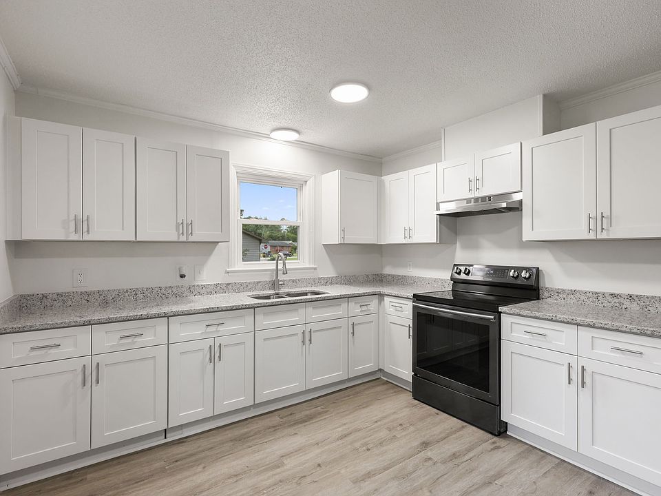 1st image of 505 Canary Dr