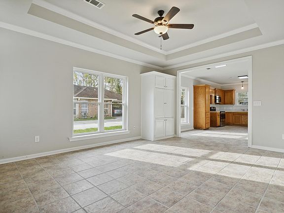 3rd image of 18057 Wood Haven Dr