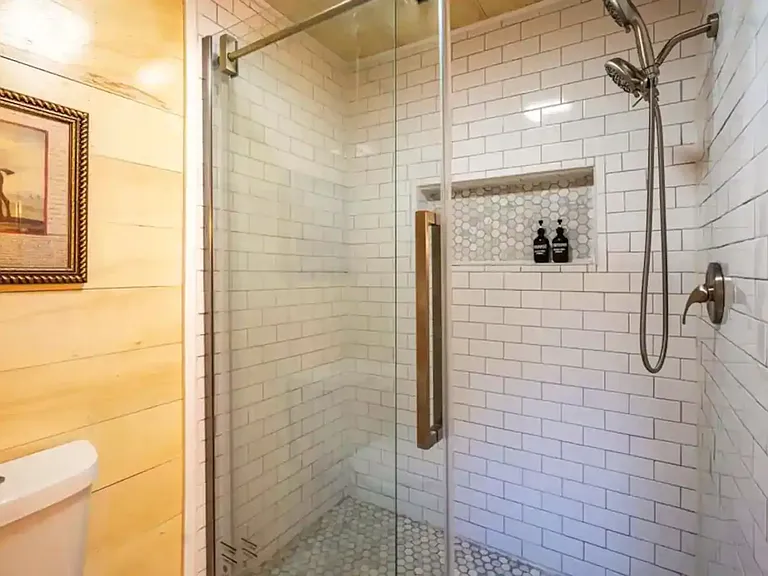 4215 Blue Ridge Dr #5 — Photo 2