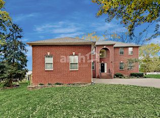 1502 Halifax Dr, Spring Hill, TN 37174