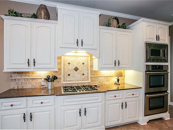 5th image of 3957 Pebble Brook Dr