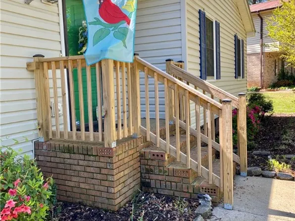 124 Cedar Creek Cir, Central, SC 29630