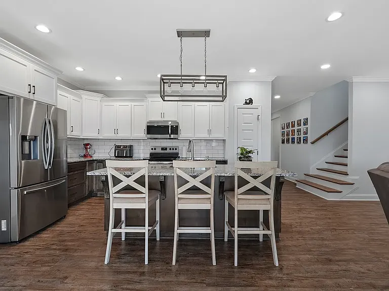 637 Boston Park Dr — Photo 13