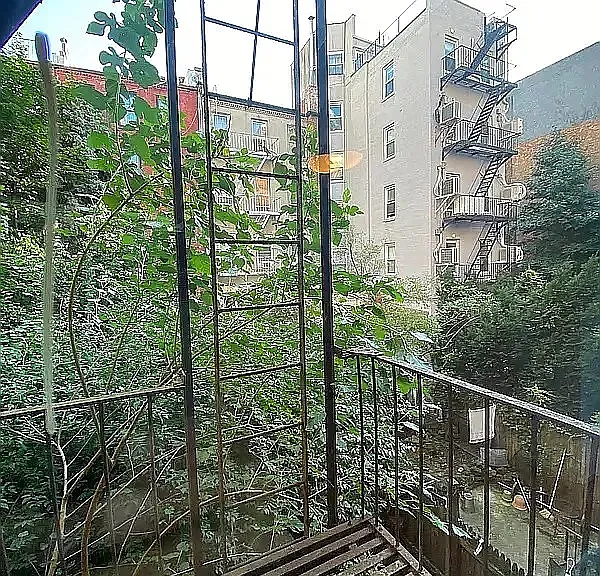 311 E 76th St #4 — Photo 10