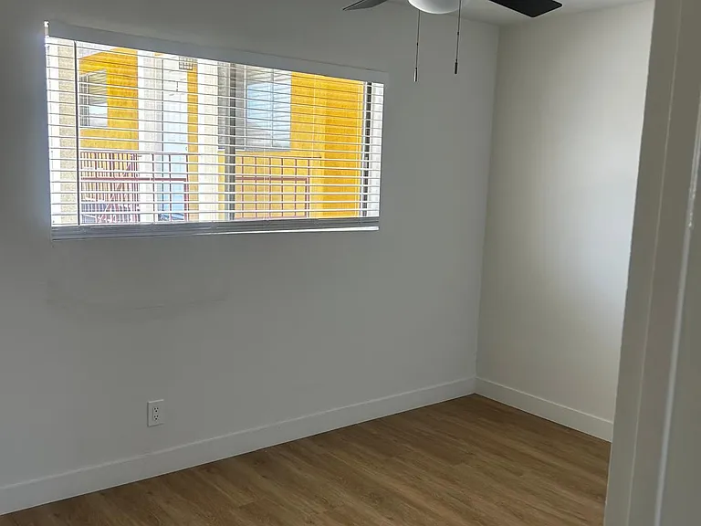 1551 Ridgecrest Way. — Photo 8