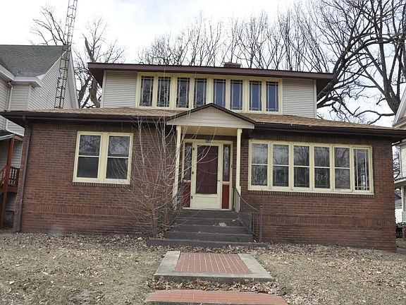 4th image of 316 S Park St