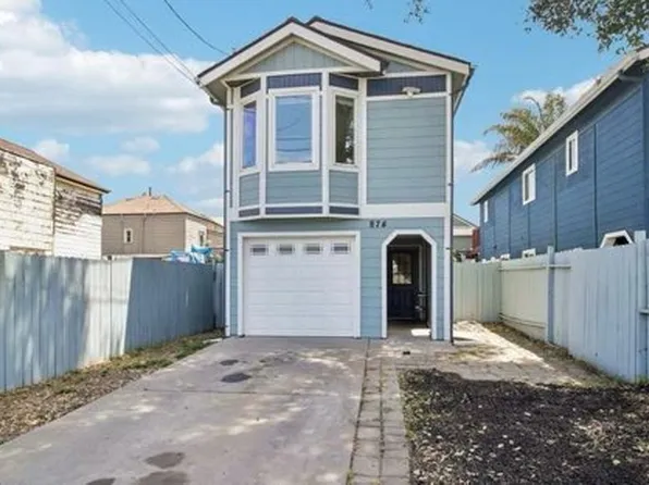 874 Pine St, Oakland, CA 94607